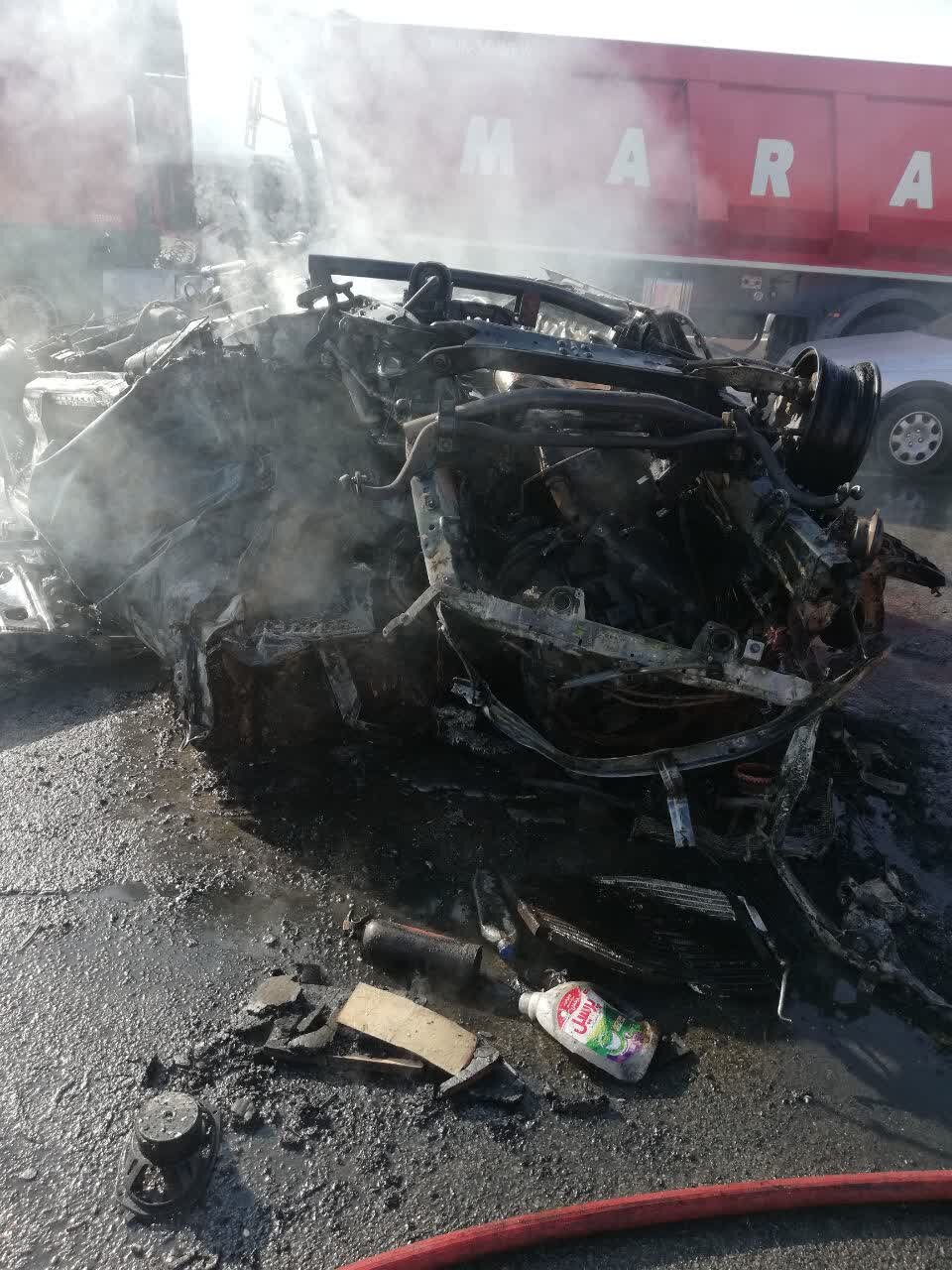 مشکل قلبی راننده علت تصادف مرگبار در اتوبان کاشان - قم اعلام شد + عکس