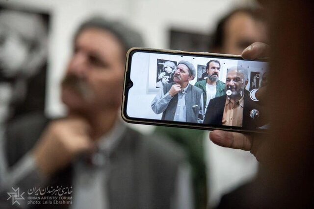 افتتاحیه نمایشگاه عکس حمید جبلی به یاد آتیلا پسیانی افتتاحیه نمایشگاه عکس حمید جبلی به یاد آتیلا پسیانی