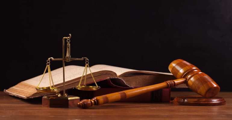 رئیس جمهور شهید؛ مثل چراغی روشن در راه مبارزه با فساد