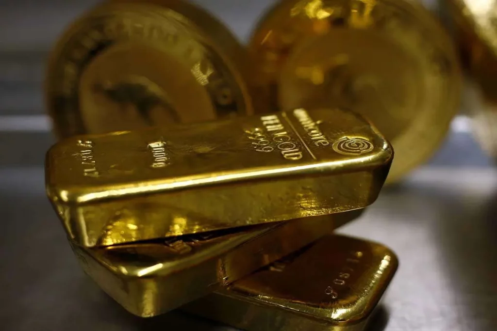 قیمت جهانی طلا به 2034 دلار رسید
