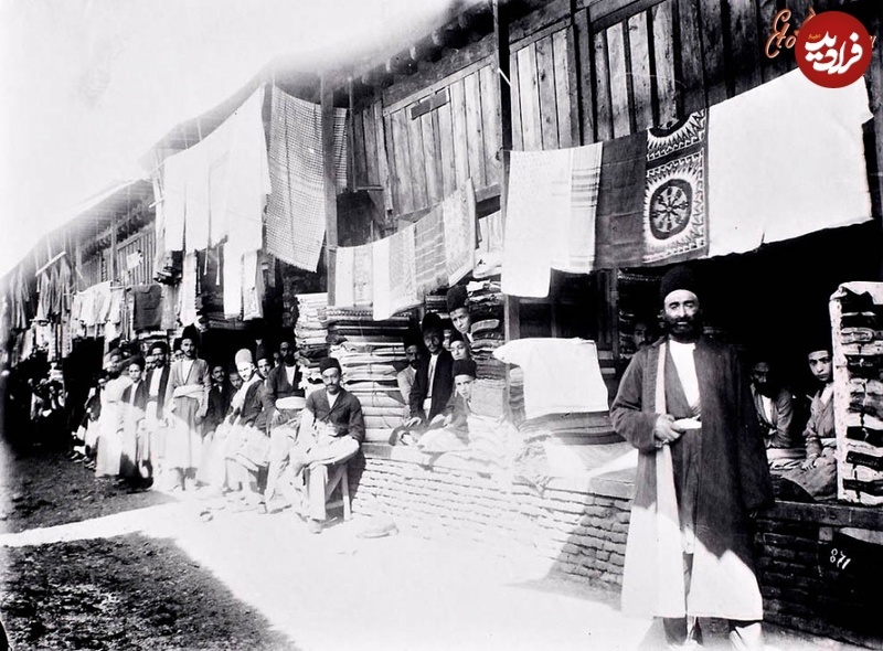 سفر به ایران قدیم; از چایخانه رشتی احد قاجار تا میدان توپخانه در دهه 40 سفر به ایران قدیم; از چایخانه رشتی احد قاجار تا میدان توپخانه در دهه 40