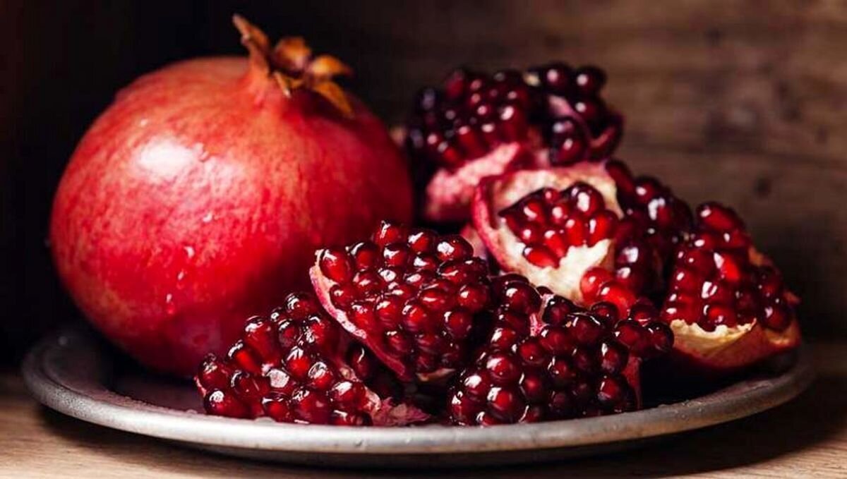 چه افرادی نباید انار مصرف کنند؟
