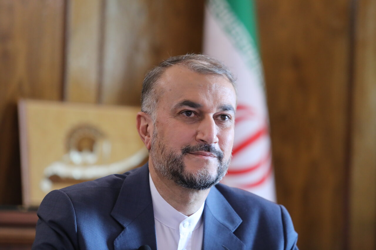 شهید دیپلمات