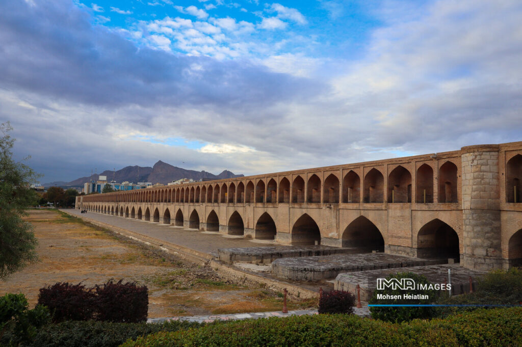 ۴ روز تنفس هوای سالم در اصفهان / در نخستین ماه تابستان هوای پاک نداشتیم