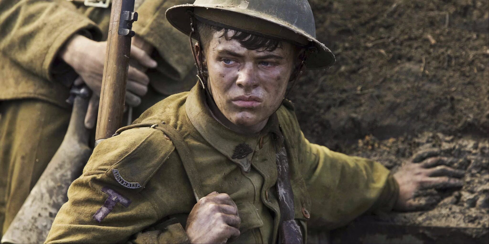 10 فیلم برتر جنگی از 2010 تا 2020; از سرزمین من تا زیر تپه 60 10 فیلم برتر جنگی از 2010 تا 2020; از سرزمین من تا زیر تپه 60