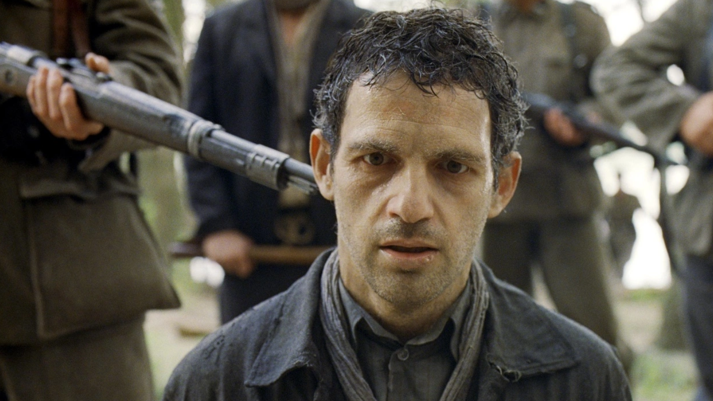10 فیلم برتر جنگی از 2010 تا 2020; از سرزمین من تا زیر تپه 60 10 فیلم برتر جنگی از 2010 تا 2020; از سرزمین من تا زیر تپه 60