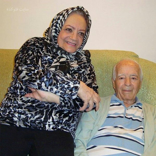 نگاهی به زندگی و آثار شهلا ریاحی نگاهی به زندگی و آثار شهلا ریاحی