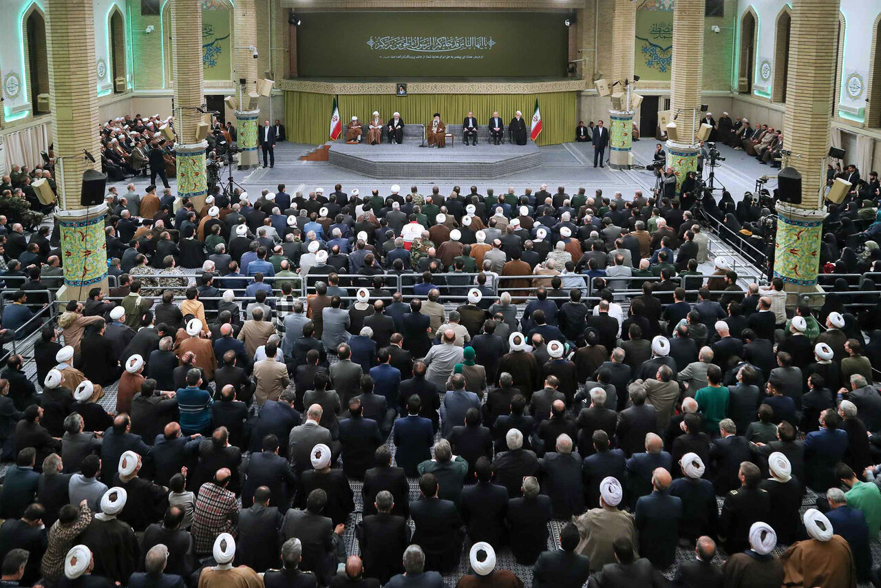 دیپلماسی عزت ؛ استراتژی ایران در مقابل استعمارگران