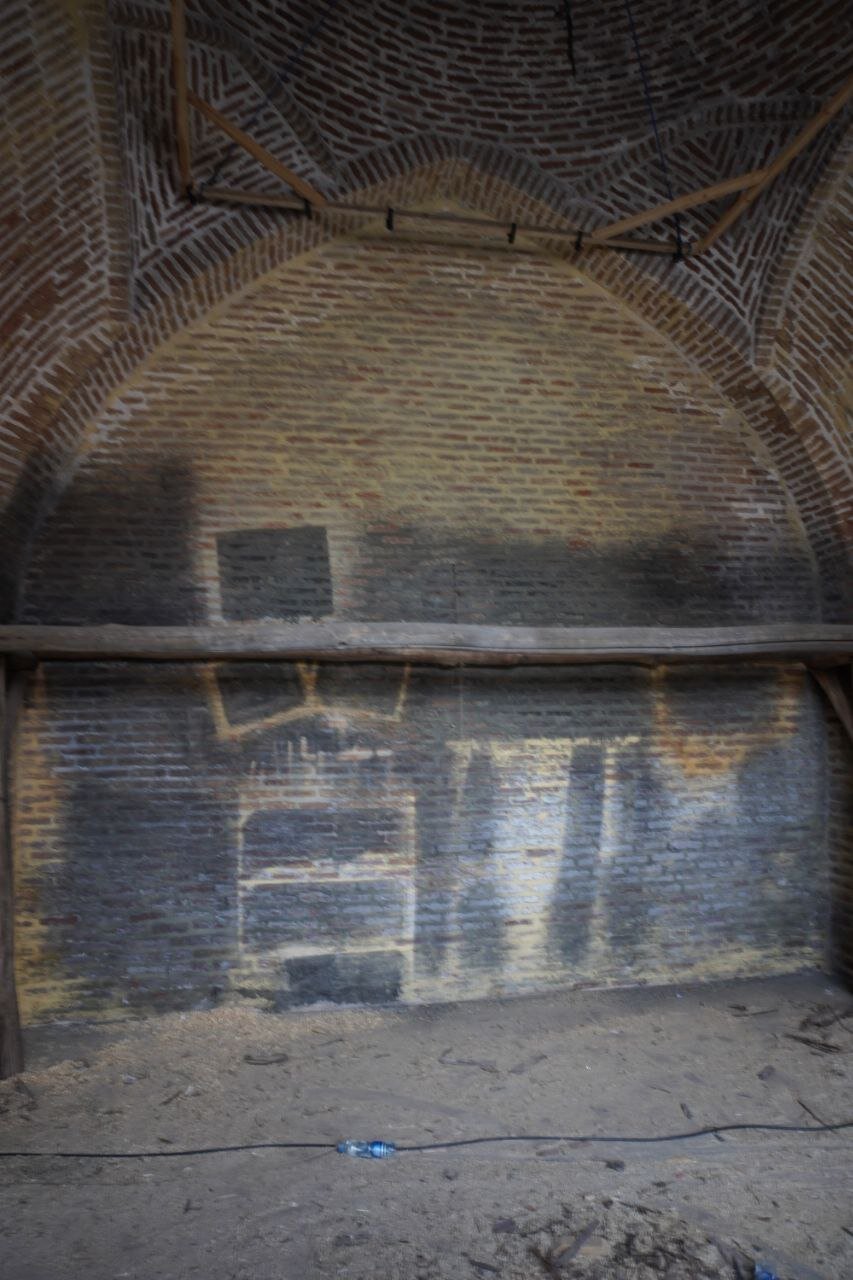 بحث و جدال سری جدید Narges Abyar در یک مسجد تاریخی!