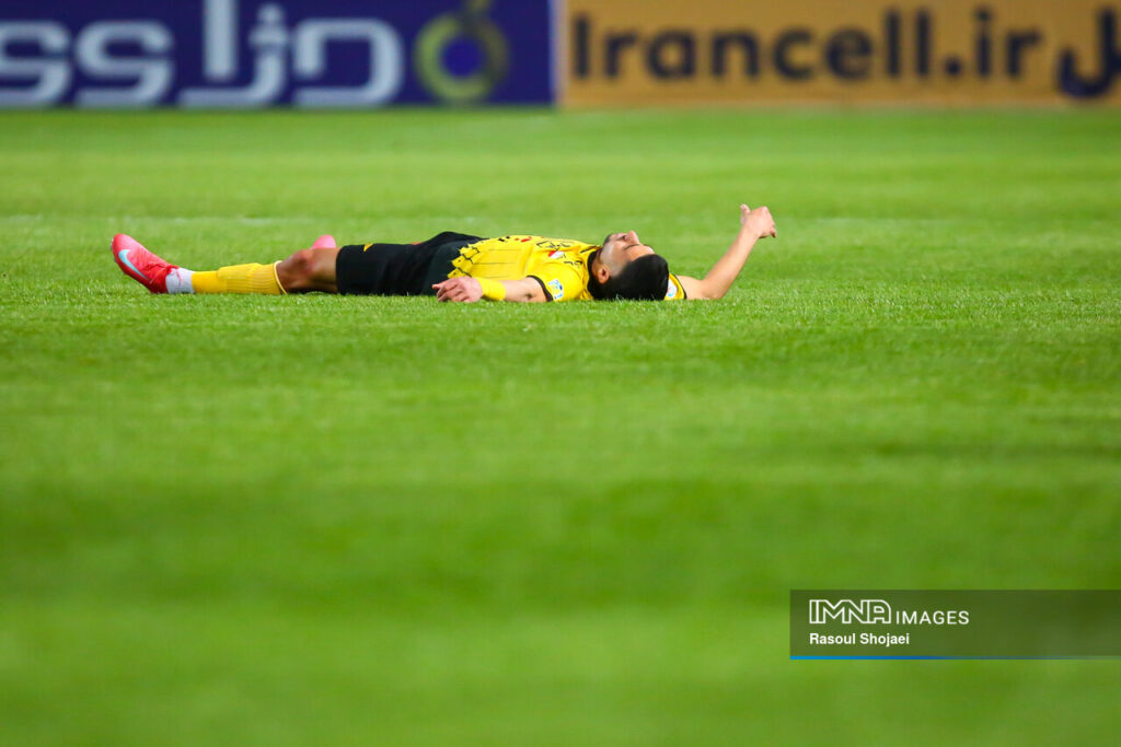 لمچی فصل را از دست داد