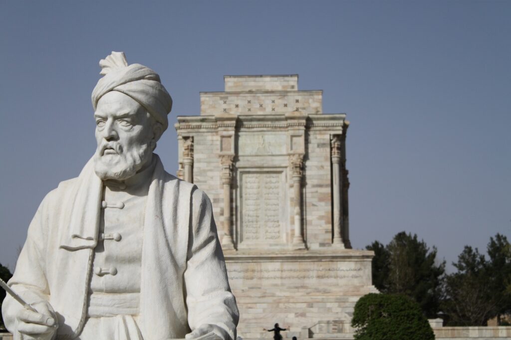 معنای زندگی از نگاه ۱۰ شاعر بزرگ ایرانی: از عشق و لذت تا عرفان و آزادی