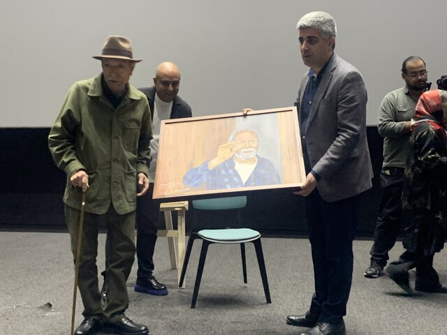 گریس علی ناصیریان: ما به فیلم فارسی بازگشتیم گریس علی ناصیریان: ما به فیلم فارسی بازگشتیم