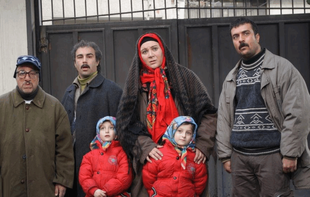 ببینید وقایع غیر منتظره در پشت صحنه پایتخت ؛ Tonabandeh: همه جا در حال سوختن بود