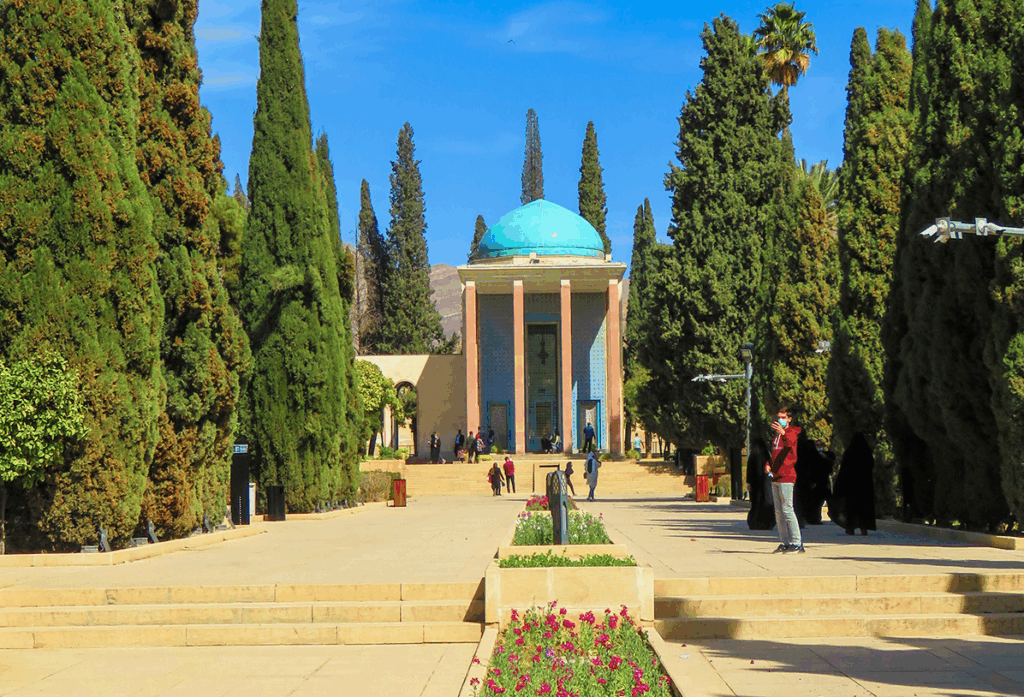 سعدی حکمت ایرانی را به‌روز کرد