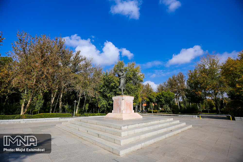 آلودگی هوای اصفهان امروز سه‌شنبه ۲ اردیبهشت ۱۴۰۴ + شاخص کیفی به تفکیک مناطق