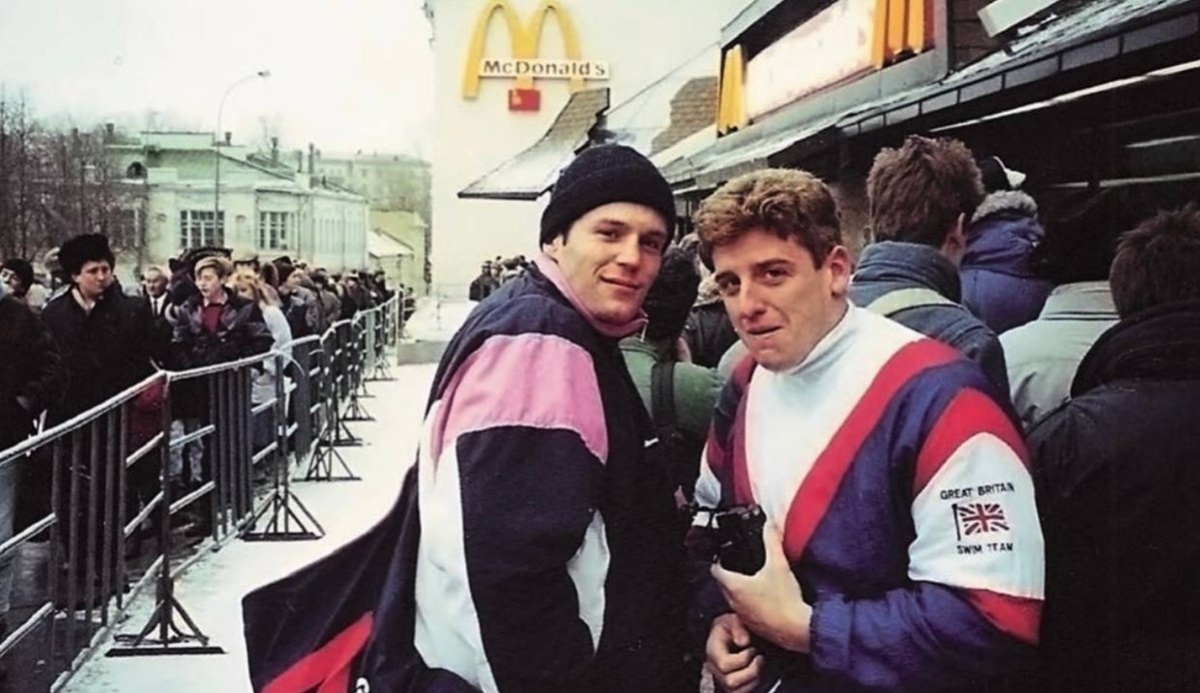 بررسی فیلم یک مرد کارگر | رنجر انگلیسی علیه مافیای روسی // تکمیل شد بررسی فیلم یک مرد کارگر | رنجر انگلیسی علیه مافیای روسی // تکمیل شد