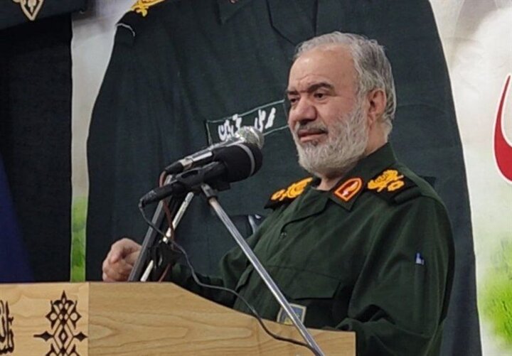 فرمانده فدوی: نسل نسل در انقلاب اسلامی قدرت ملت را تقویت کرده است
