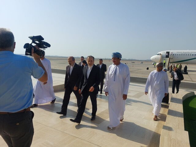 ورود عراق به مسقط