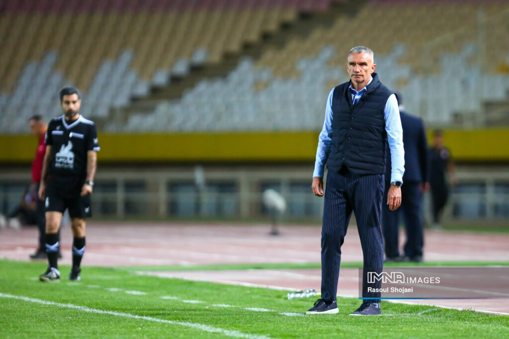 سپاهان و وداع با دو فنجان در 2 ساعت!