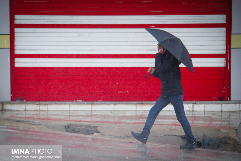 بارش رگبار و رعدوبرق در ۲۱ استان کشور طی امروز