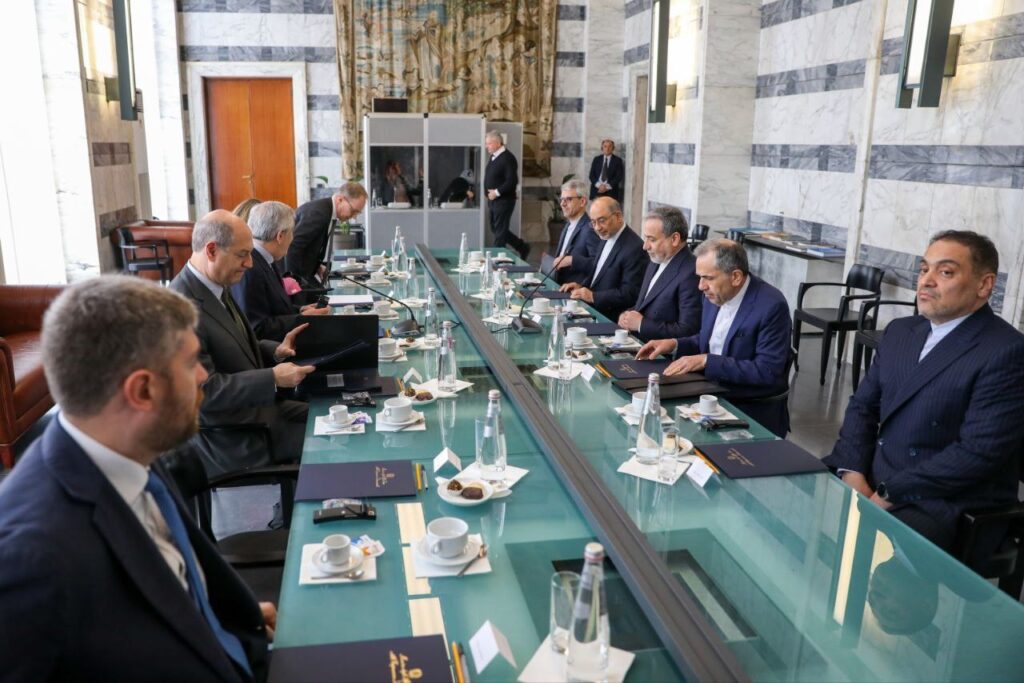 ایران پیشنهاد کرده که دیداری با طرف‌های اروپایی برجام احتمالاً در روز جمعه این هفته در رم برگزار شود / تهران در تلاش است تا از شتابی که در مذاکرات هسته‌ای با آمریکا ایجاد شده، استفاده کند