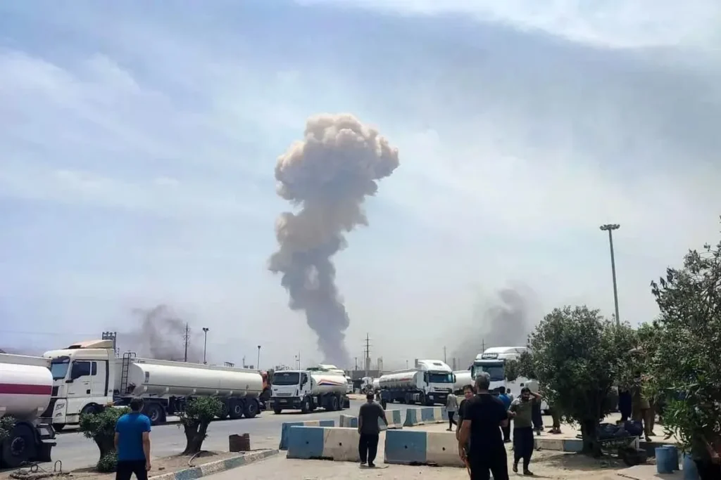 انفجار در بندر شهید رجایی در «یکی از منابع قابل‌اشتعال» رخ داده است – تجارت نیوز