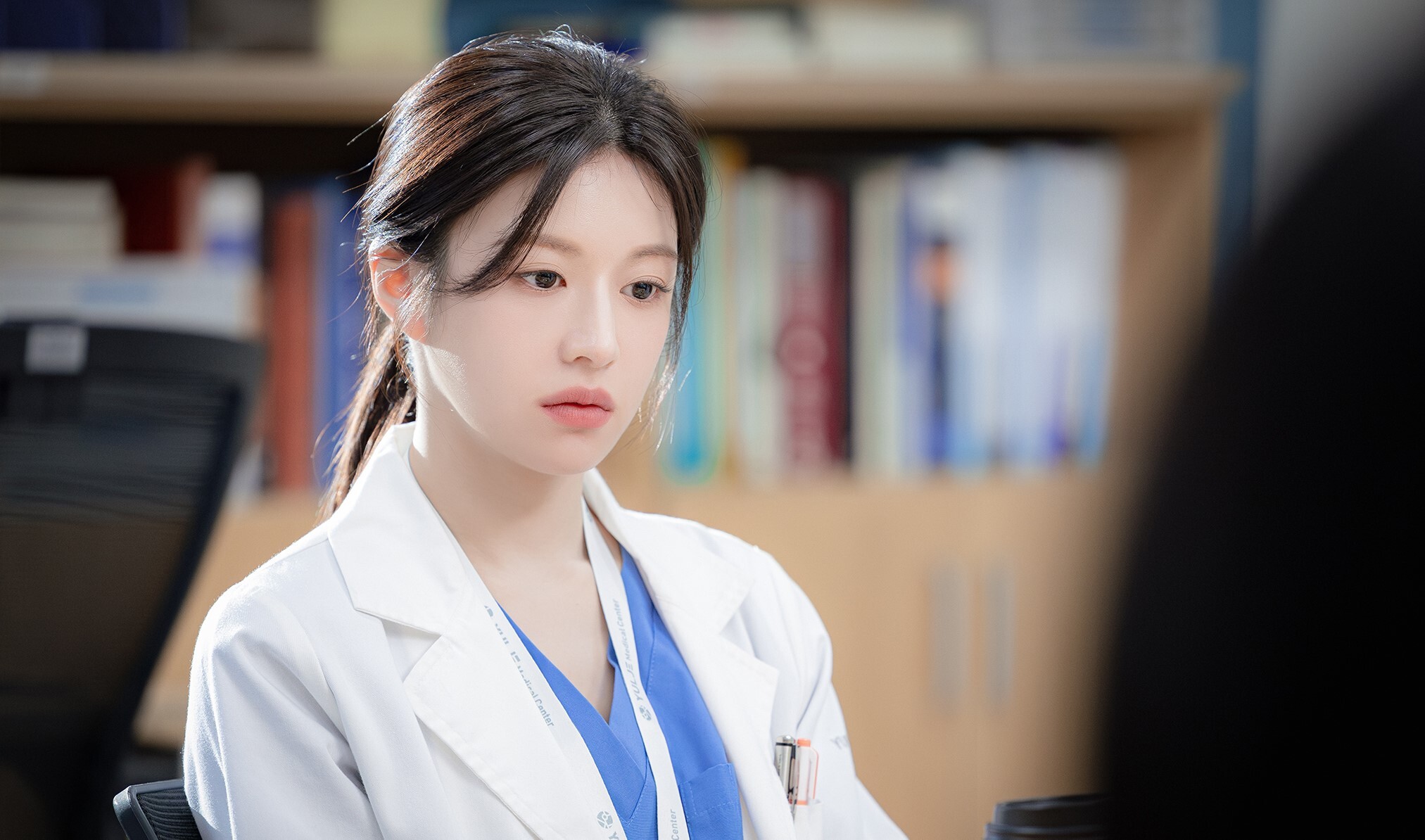 اختلافات در بیمارستان با سریال Manual Resident اختلافات در بیمارستان با سریال Manual Resident