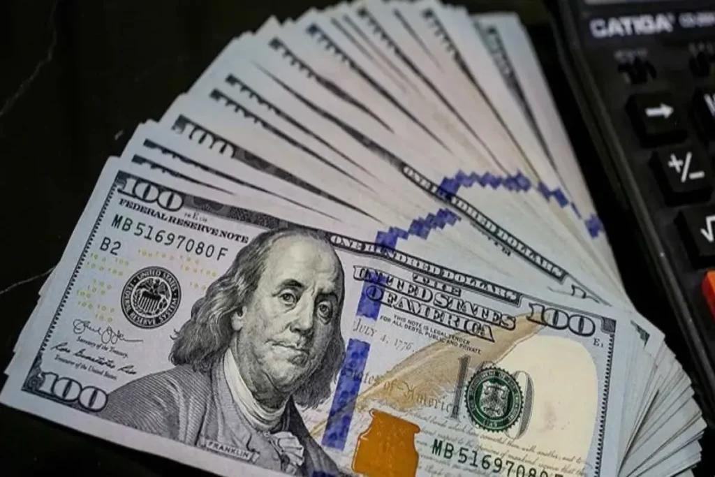 پیش بینی قیمت دلار ۴ اردیبهشت ۱۴۰۴ / دلار در ایستگاه آرامش – تجارت نیوز