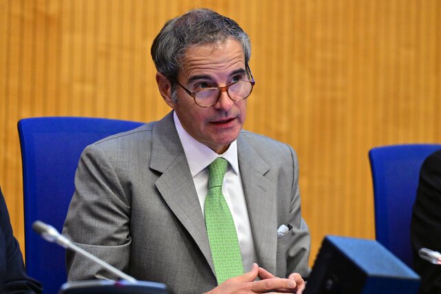 گفتگوی تلفنی مسئول کمیسیون سیاست خارجی اتحادیه اروپا با گروسی ساعاتی پس از مکالمه تلفنی با عراقچی / گروسی: گفت‌وگویی مهم با کایا کالا در مورد ایران داشتم