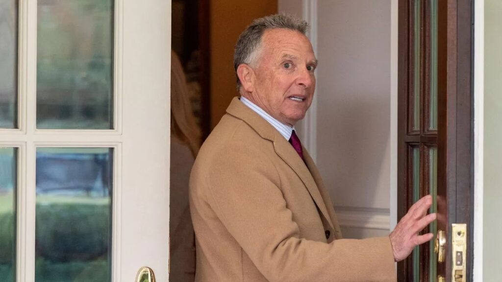 اکسیوس: ویتکاف، روز یکشنبه برای دور چهارم گفت‌وگوها با ایران به عمان سفر خواهد کرد /  انتظار می‌رود که گفت‌وگوها به‌صورت مستقیم و غیرمستقیم انجام شود