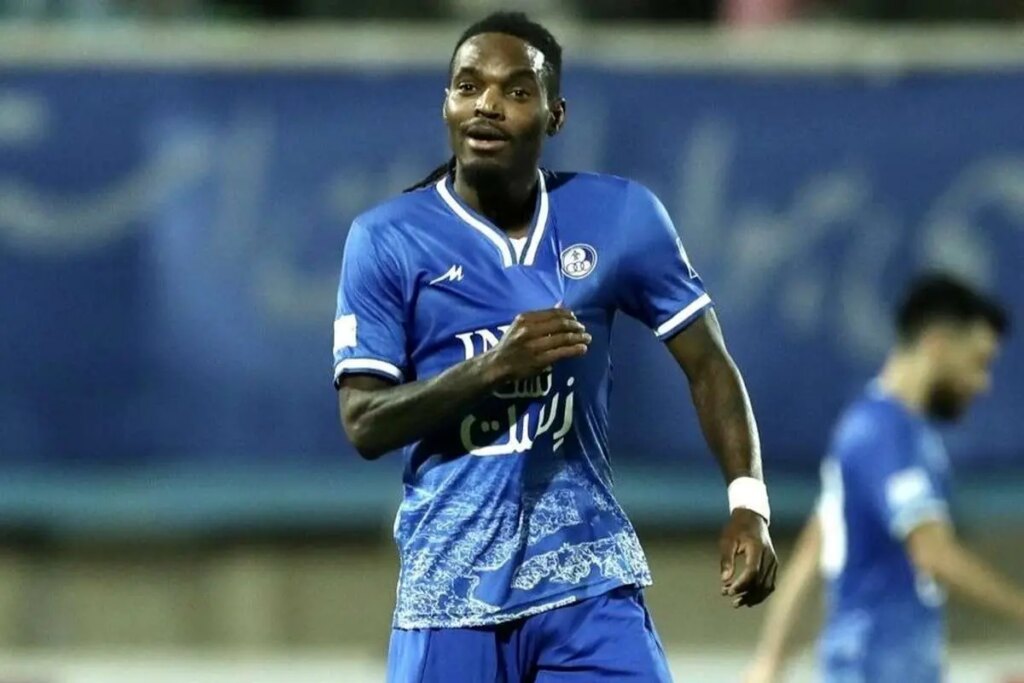 زمین لرزه در لیگ برتر با دستمزد عجیب پرسپولیس به Bifoma!