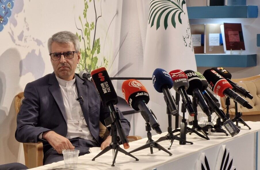 توقف برنامه هسته‌ای ایران در مذاکرات مطرح نیست