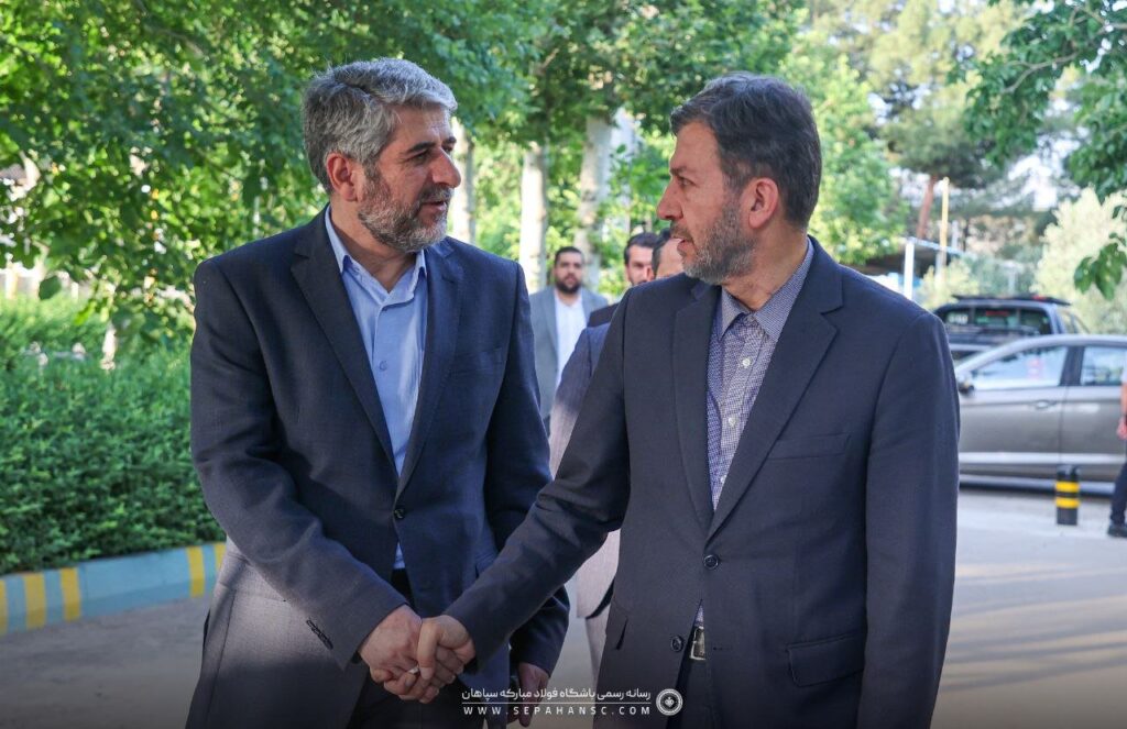 حضور فرماندار اصفهان در تمرین سپاهان+عکس