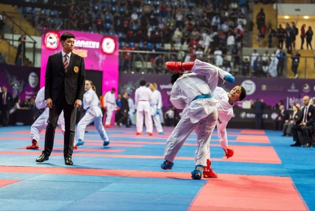 برنامه های تیم های ملی کاراته را شرح دهید. معرفی کارمندان فنی