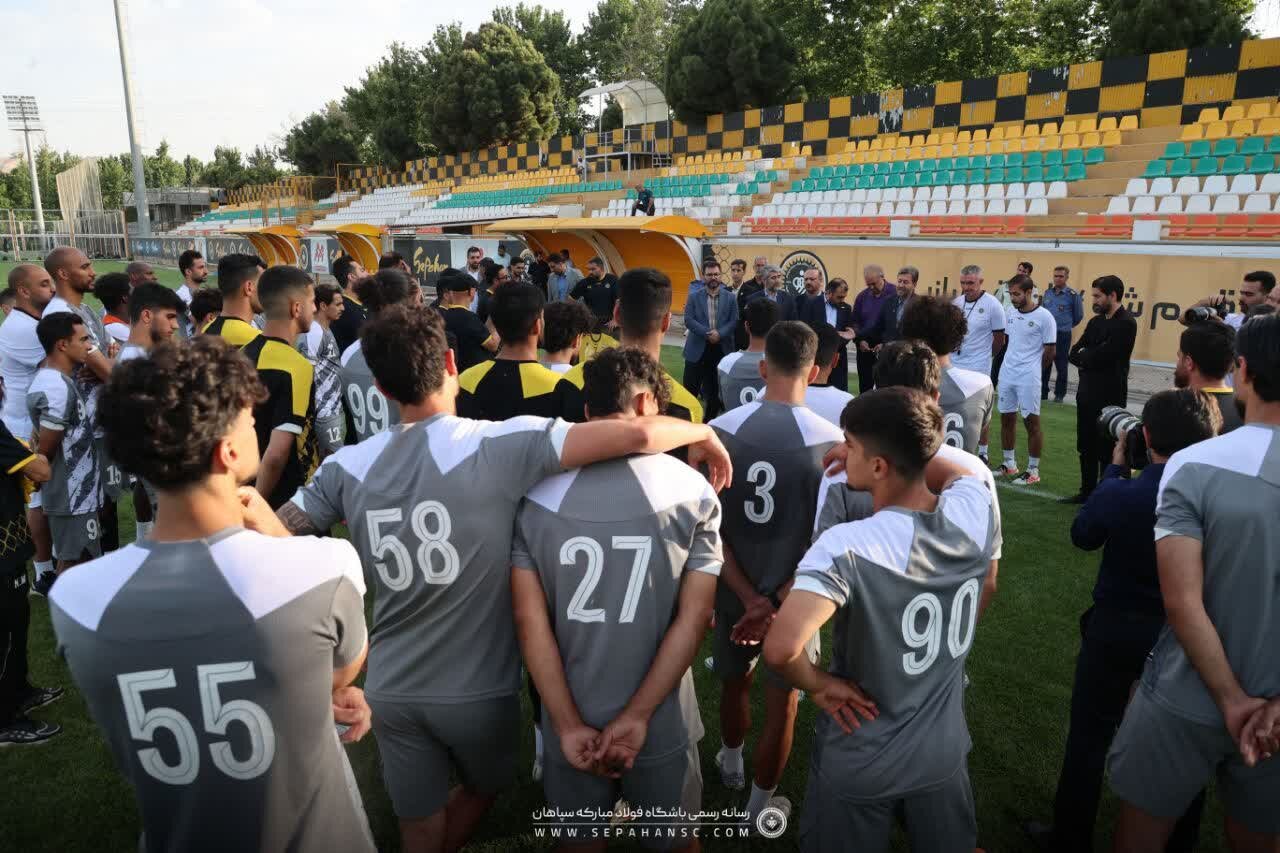 پایان جاده با یک نبرد بزرگ ؛ رویارویی و سپاهان و استقلال در شب سرنوشت