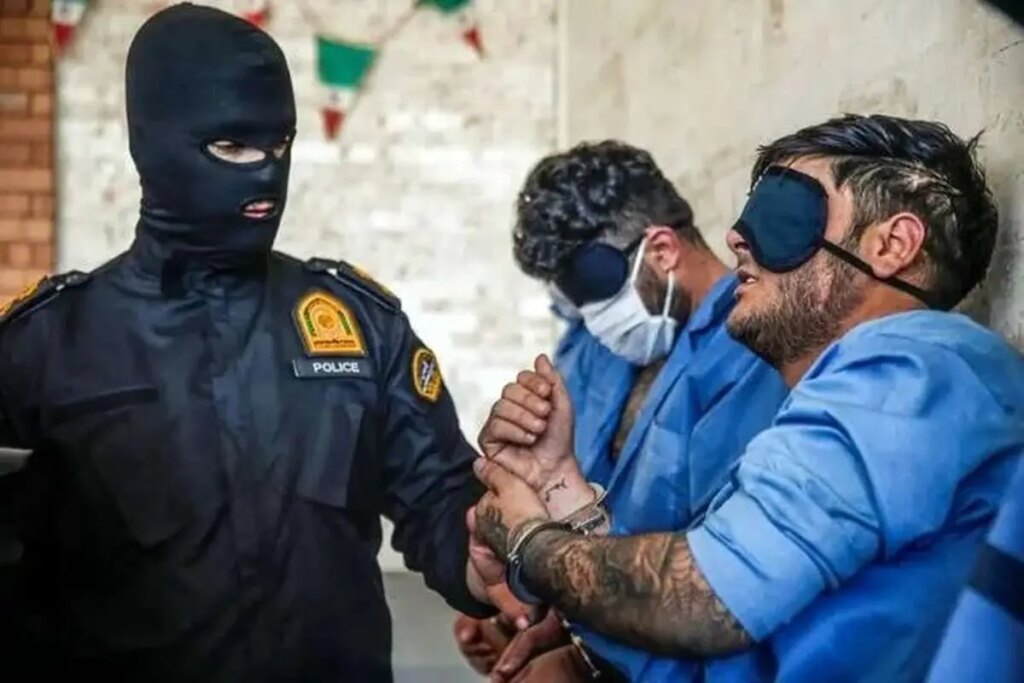 سه اراذل و اوباش دیگر توسط پلیس کشته شدند