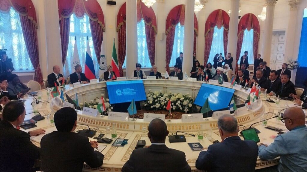جلسه وزیران فرهنگ کشورهای اسلامی در کازان ، روسیه آغاز شد