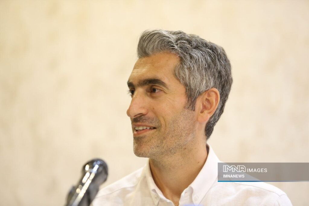 ما سزاوار مسابقات قهرمانی جام حذفی هستیم/ اگر من هیچ سودی ندارم ، به فوتبال می روم