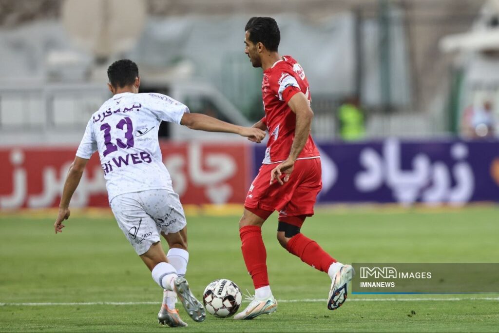 پیروزی پرسپولیس در دربی کوچک پایتخت/ نساجی در لیگ قرار می گیرد