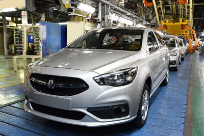 بازگشت شاهین به کانال 900 میلیون/ افزایش قیمت 3 بازار روز اتومبیل+ جدول