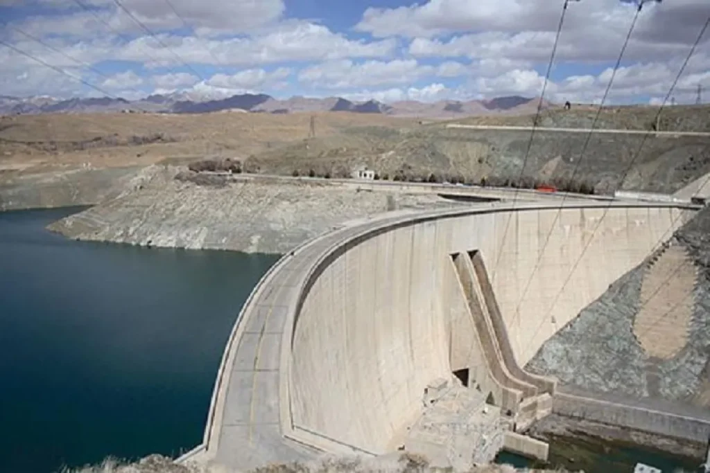 حجم آب سد زاینده رود رکورد کم‌سابقه را ثبت کرد – تجارت نیوز
