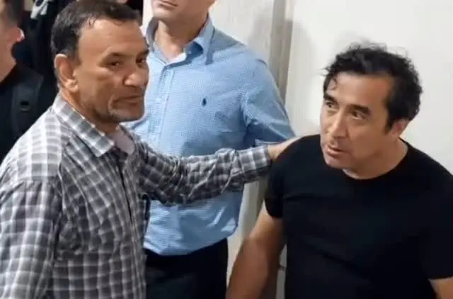 خداداد را رها کنید، او را خدا زده!