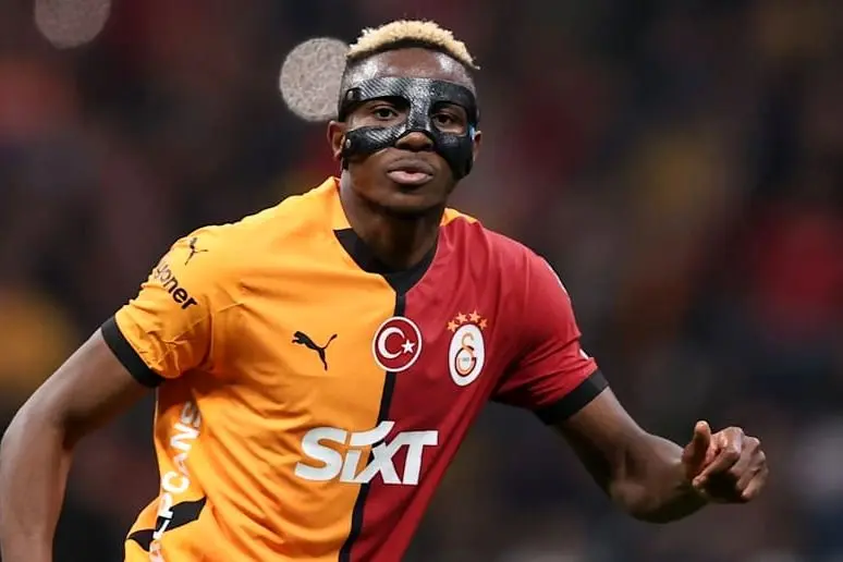 رقابت سخت چلسی و منچستر یونایتد برای جذب اوسیمن