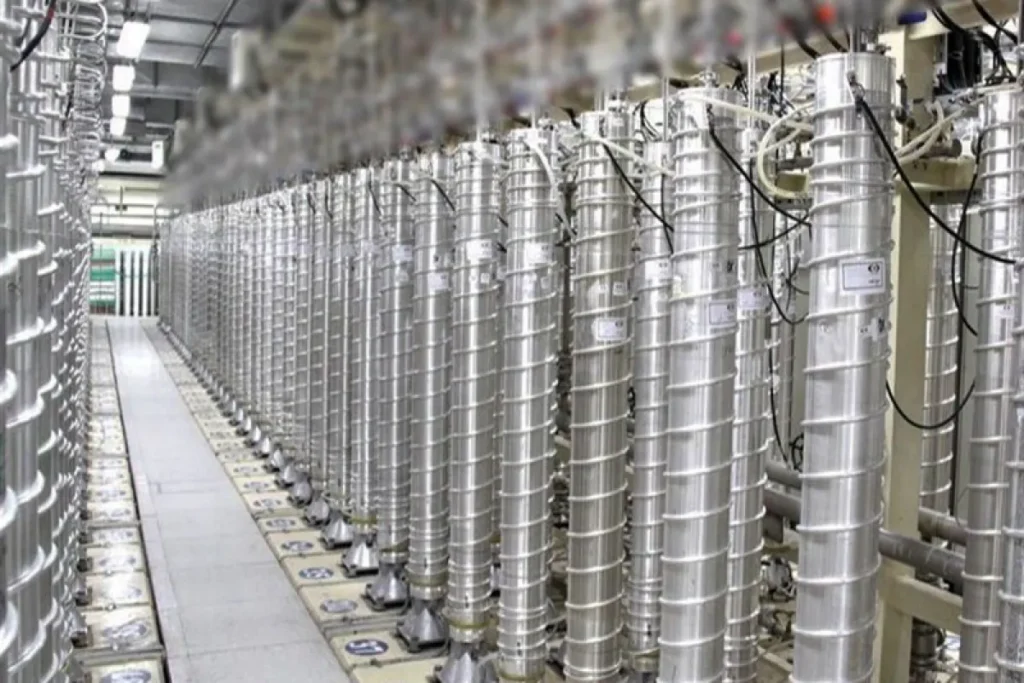 گاردین مدعی شد: غنی سازی صفر درصد تا ۳ سال برای ایران!