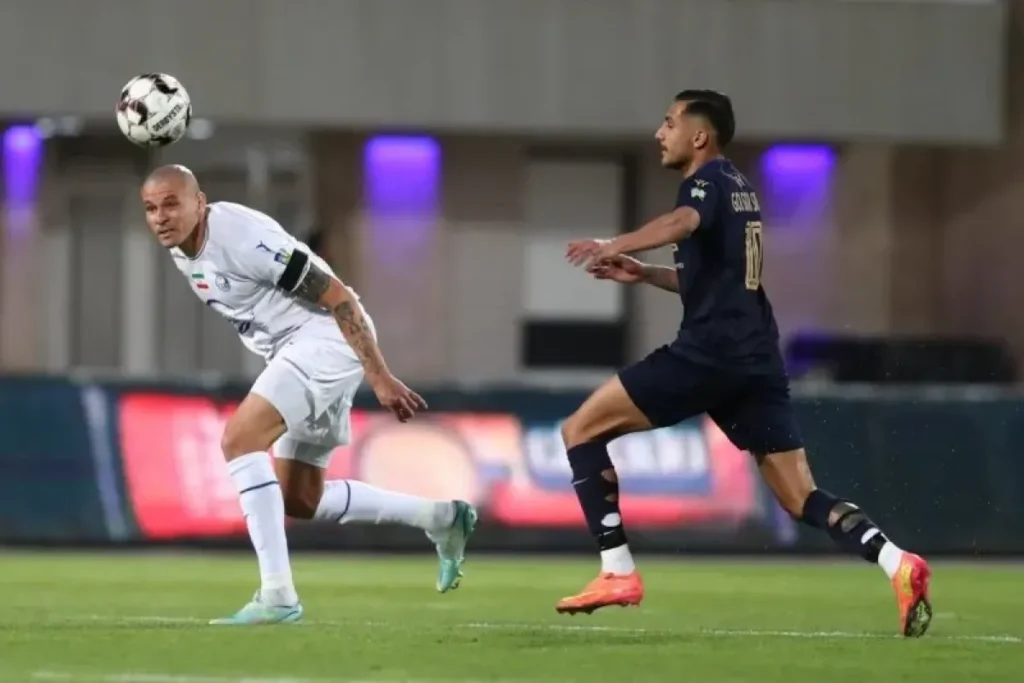 فوتبال استقلال