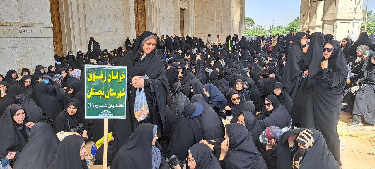 دشمنان در تلاشند تا با تحریف شخصیت امام ، نسل جدید را از آرمانهای انقلاب منتقل کنند