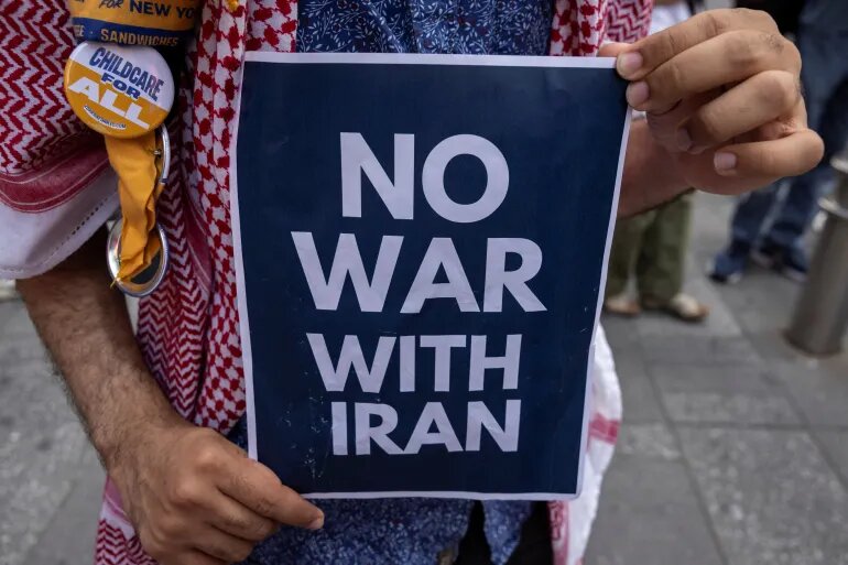 آمریکایی ها تجاوز به ایران را محکوم کردند