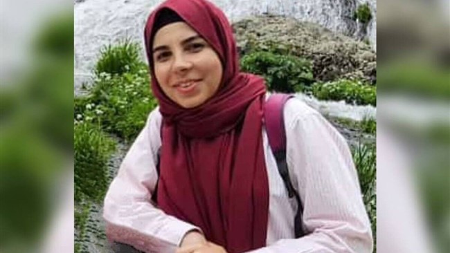 پس از حمله رژیم صهیونیستی به کشور ما ، نجمه شمس ، کوهنورد و دوچرخه سوار ایرانی ، به شهادت رسید.