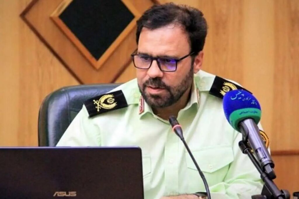 بیش از 5 کیلوگرم مواد منفجره و تجهیزات را کشف کنید.