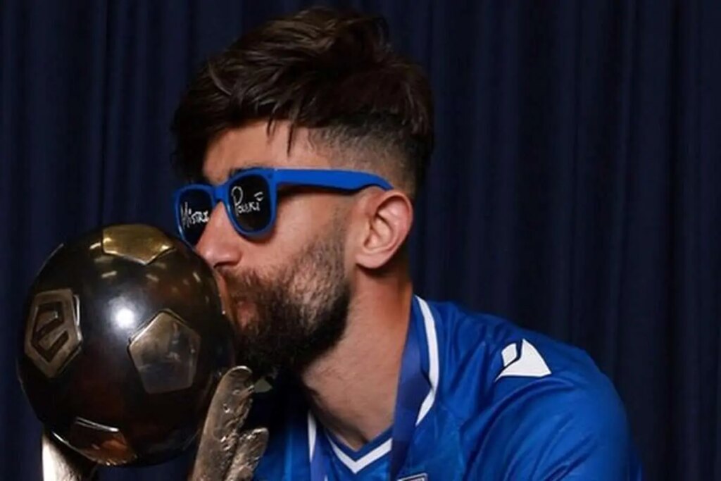 آینده مبهم علی گولیزاده در لهستان